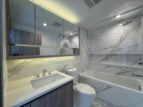 2409-13768 100 Avenue, Surrey, BC 