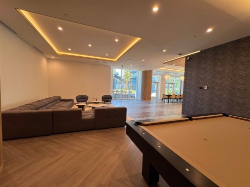 2409-13768 100 Avenue, Surrey, BC 