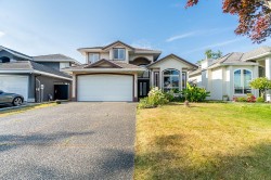 13003 74 Avenue  Surrey, BC V3W 1C3