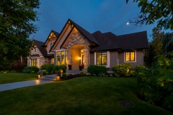 21950 44 Avenue  Langley, BC V3A 3E8