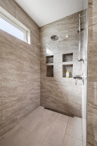 21950 44 Avenue, Langley, BC 