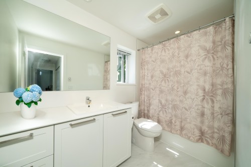 64-15828 27Th Avenue, Surrey, BC 