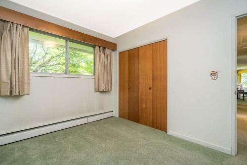 15875 101A Avenue, Surrey, BC 