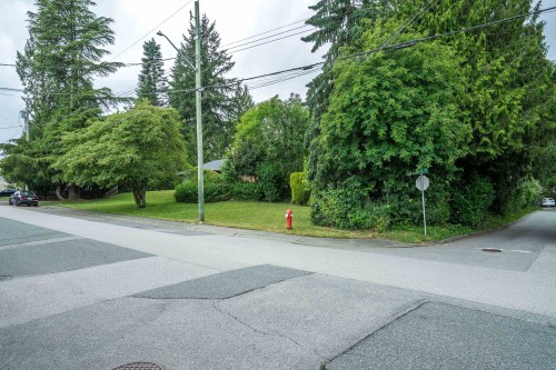 15875 101A Avenue, Surrey, BC 