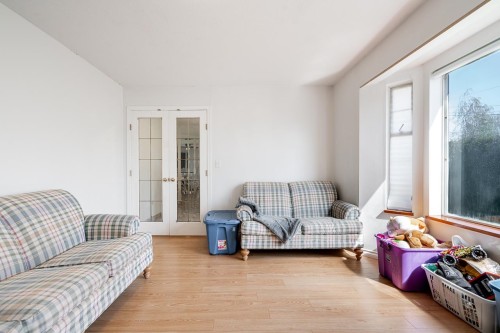 8867 116B Street, Delta, BC 