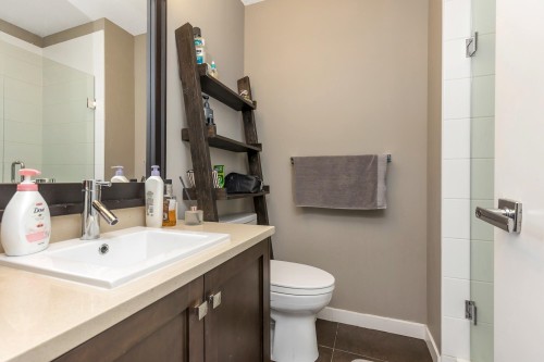 2-2238 Whatcom Road, Abbotsford, BC 