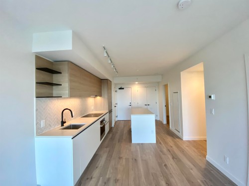 1801-13428 105 Avenue, Surrey, BC 