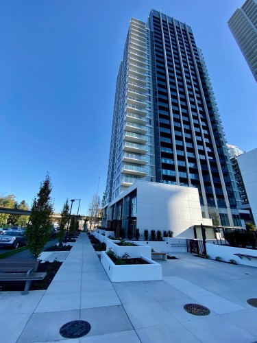 1801-13428 105 Avenue, Surrey, BC 