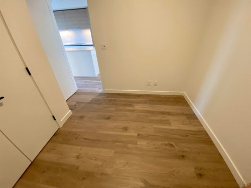 1801-13428 105 Avenue, Surrey, BC 