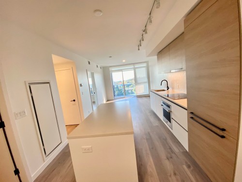 1801-13428 105 Avenue, Surrey, BC 