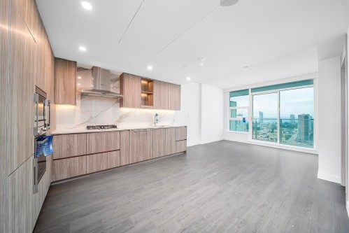 3301-13768 100 Avenue, Surrey, BC 