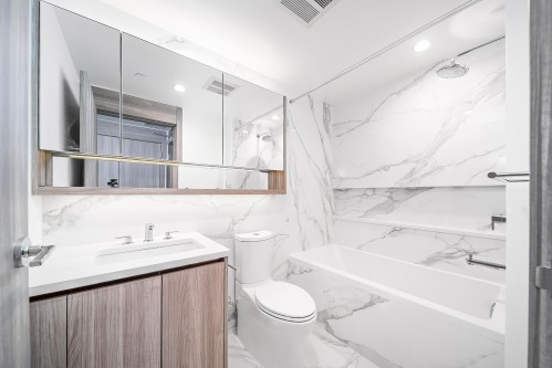 3301-13768 100 Avenue, Surrey, BC 