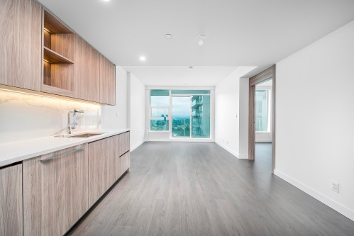 3301-13768 100 Avenue, Surrey, BC 