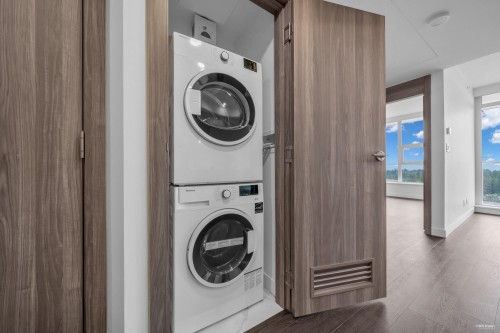 2703-13768 100 Avenue, Surrey, BC 