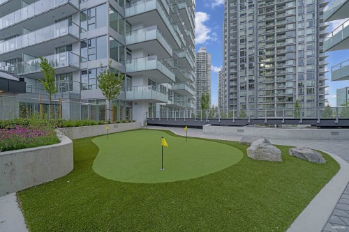 2703-13768 100 Avenue, Surrey, BC 