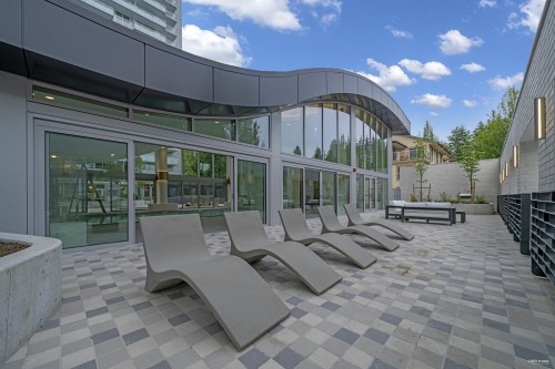 2703-13768 100 Avenue, Surrey, BC 