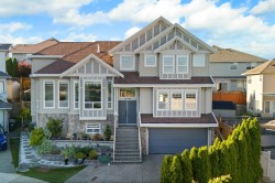19749 68b Avenue  Langley, BC V2Y 3H4
