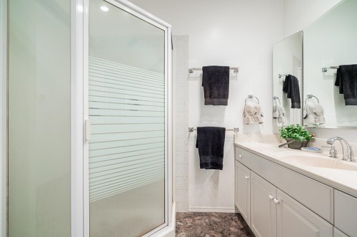 6260 240 Street, Langley, BC 