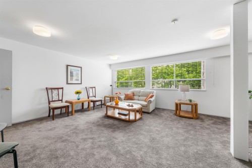 305-15010 Roper Avenue, White Rock, BC 