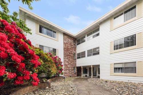 305-15010 Roper Avenue, White Rock, BC 