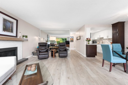 305-15010 Roper Avenue, White Rock, BC 