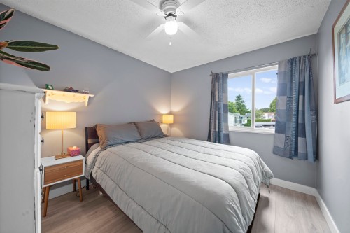 202 Davis Crescent, Langley, BC 