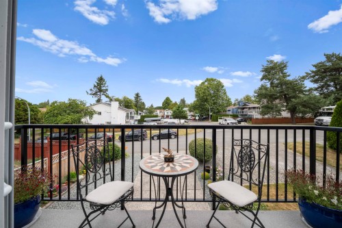 202 Davis Crescent, Langley, BC 