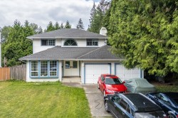 6472 138 Street  Surrey, BC V3W 5G6