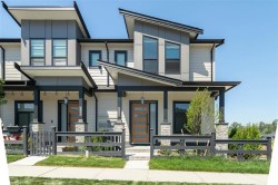 19681 76 Avenue Avenue  Langley, BC V2Y 3V2