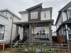 19247 71 Avenue  Surrey, BC V4N 6V1