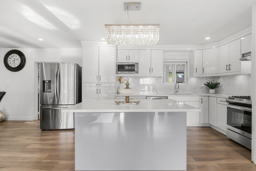 10108 127A Street, Surrey, BC 