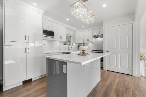 10108 127A Street, Surrey, BC 