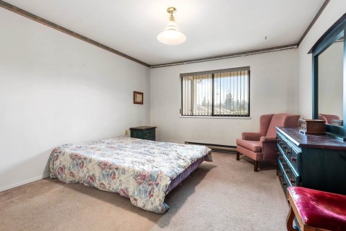 202-33233 Bourquin Crescent, Abbotsford, BC 