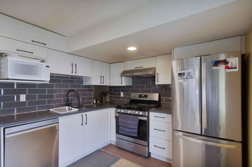 8045 138A Street, Surrey, BC 