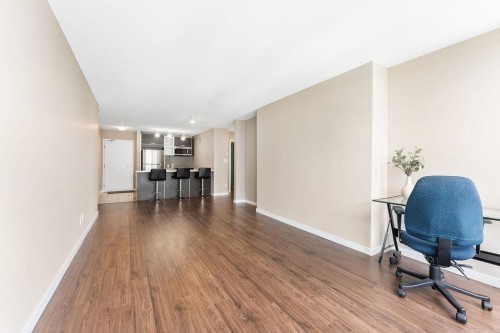 2402-9981 Whalley Boulevard, Surrey, BC 