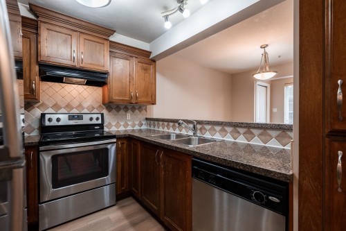 113-10289 133 Street, Surrey, BC 