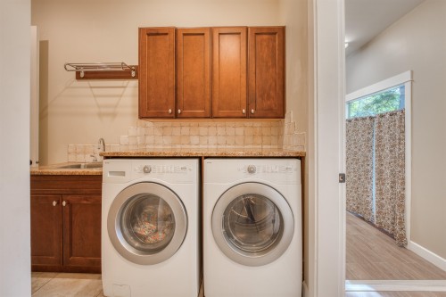 1688 134B Street, Surrey, BC 