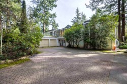 13642 28 Avenue  Surrey, BC V4P 1T3