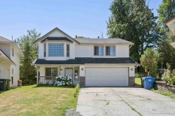 3184 Siskin Court  Abbotsford, BC V2T 5R1