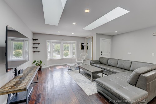 1786 142 Street, Surrey, BC 