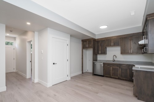 34059 Woodbine Street, Abbotsford, BC 