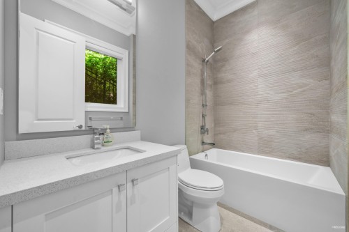 1349 Anderson Street, White Rock, BC 