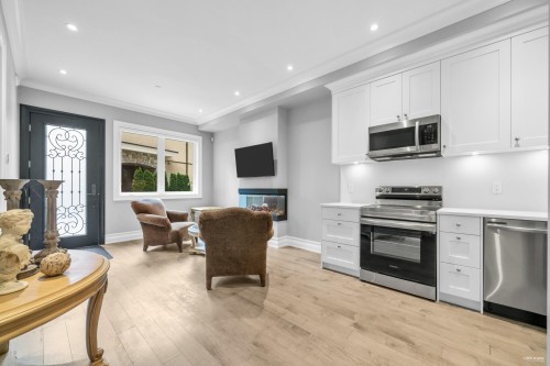 1349 Anderson Street, White Rock, BC 