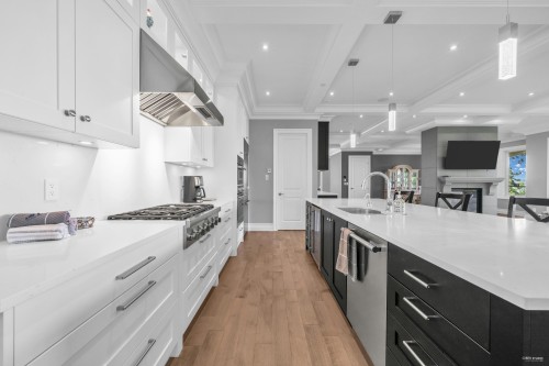 1349 Anderson Street, White Rock, BC 