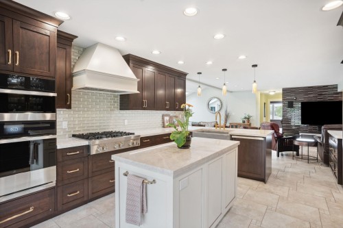 15048 73B Avenue, Surrey, BC 