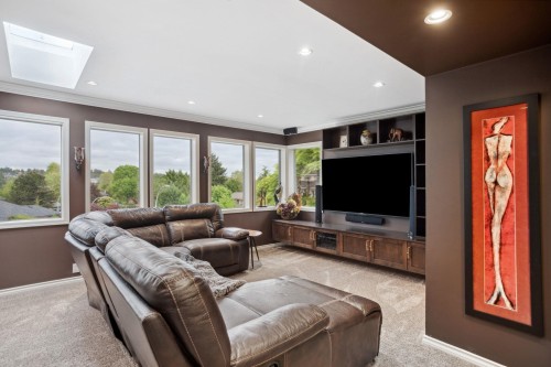 15048 73B Avenue, Surrey, BC 