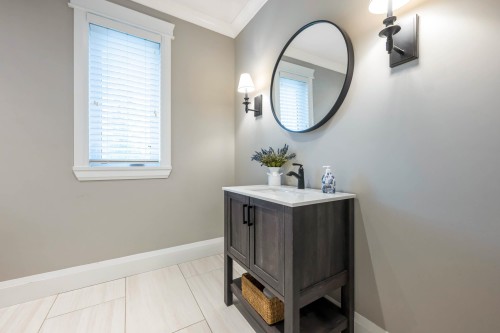 22801 8 Avenue, Langley, BC 