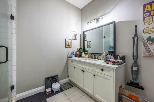 22801 8 Avenue, Langley, BC 