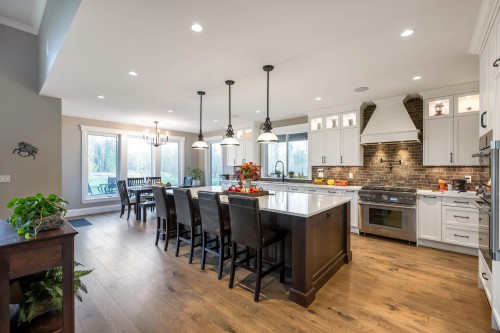 22801 8 Avenue, Langley, BC 