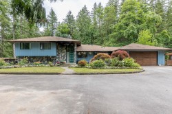 20244 27 Avenue  Langley, BC V2Z 1X3